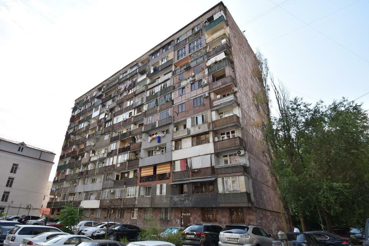 Apartments In Center Of Yerevan,Koghbatsi 1A Street Dış mekan fotoğraf